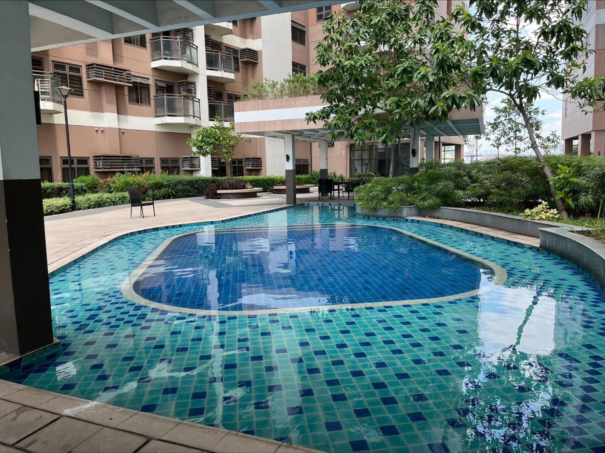 باساي Bayfront - Near Airport, Moa, Picc, Star City, Manila Bay - Pet-Friendly With Fast Wifi, Netflix & Pool Access المظهر الخارجي الصورة