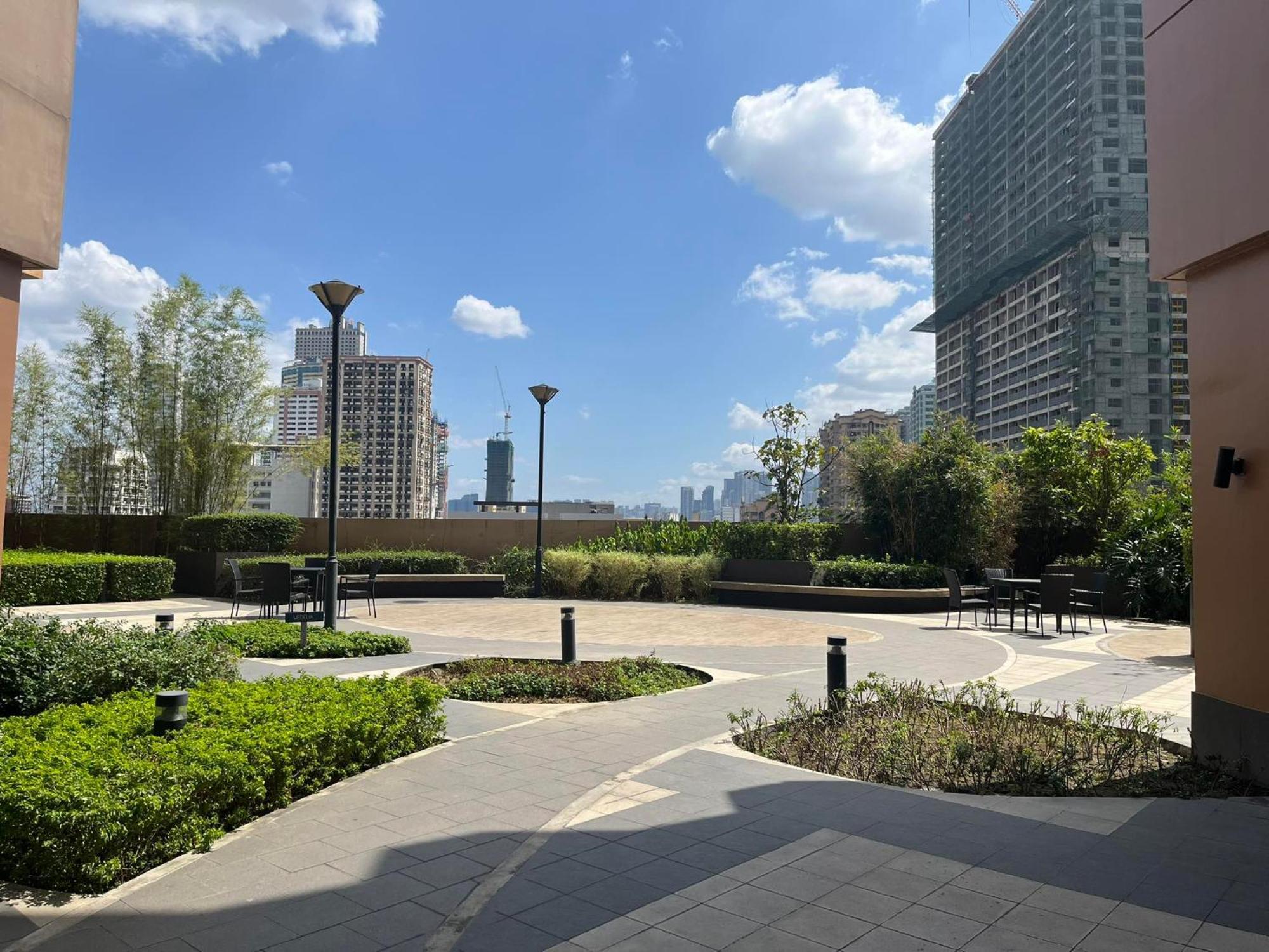 باساي Bayfront - Near Airport, Moa, Picc, Star City, Manila Bay - Pet-Friendly With Fast Wifi, Netflix & Pool Access المظهر الخارجي الصورة